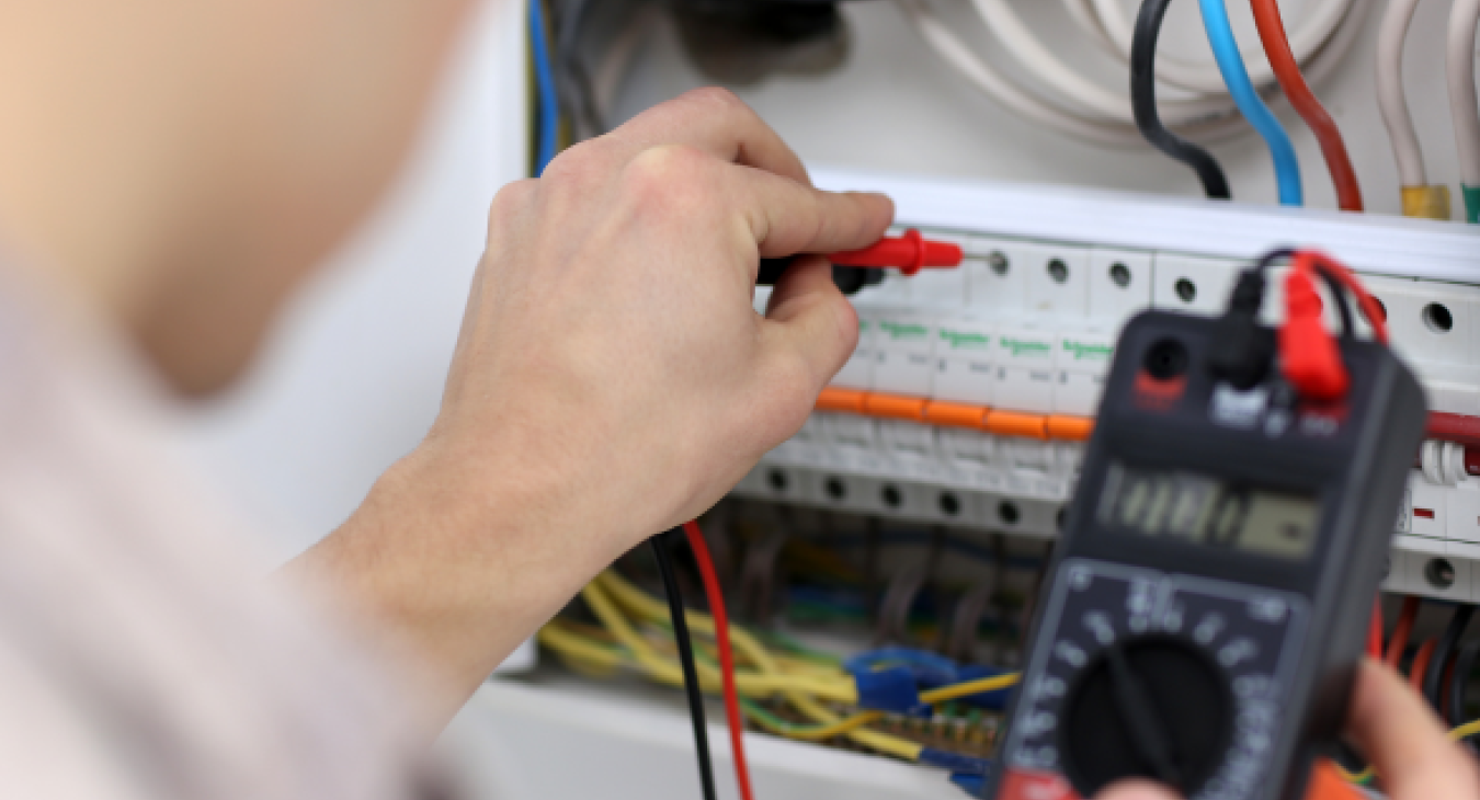 What’s Inside a Consumer Unit in South Yorkshire and What Do the Different Parts Do? - MP Electrical